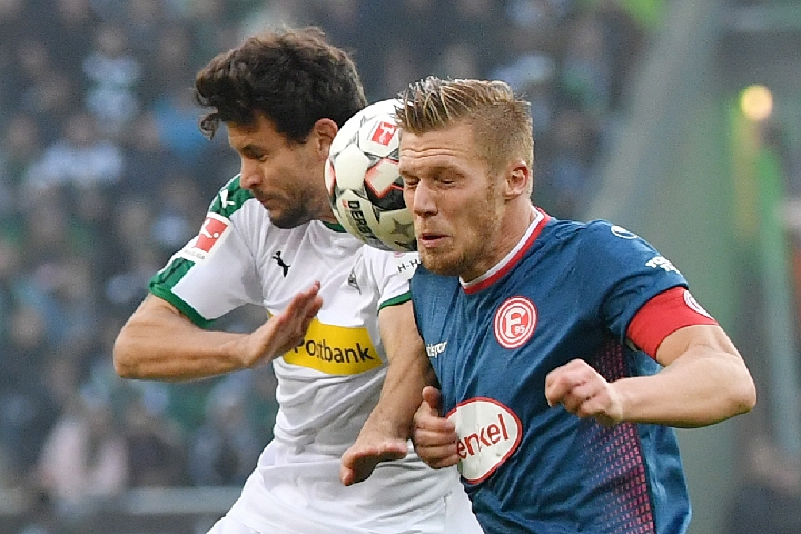 《英魂之刃》黑胡子船长变身“美味主厨”！翻牌好礼活动开启