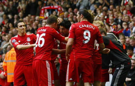 荒野迷城X街机恐龙联动上线，腾讯NBA主持美娜加盟代言