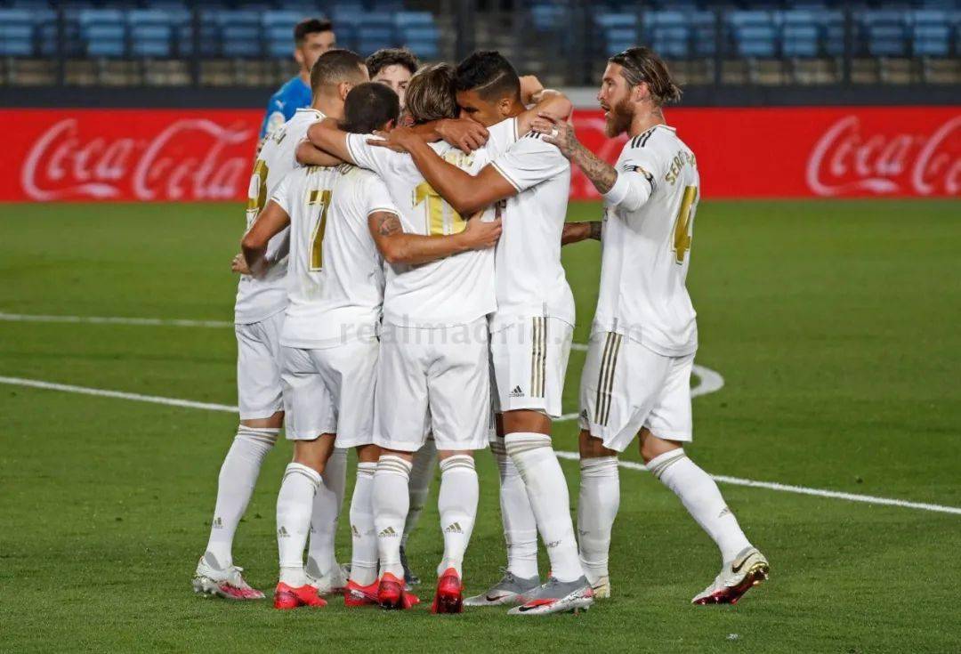 太难了！火箭险胜止3连败，决胜8分：令争议悍将，1战完成救赎！