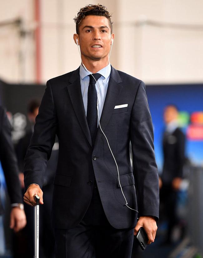 全偏题了！《最终幻想14》＂战术板＂被玩家整活成画板